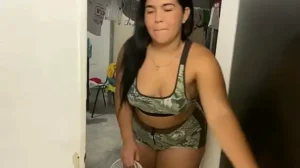 deliciaslatinas1 update 36 se me dano el ventilador lo mando arreglar y me cobra muy caro le pido una rebajita con follada nov 27 2024 1733440564